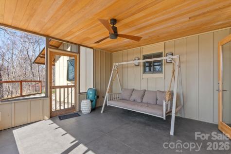 588 Long Branch Road Swannanoa NC 28778