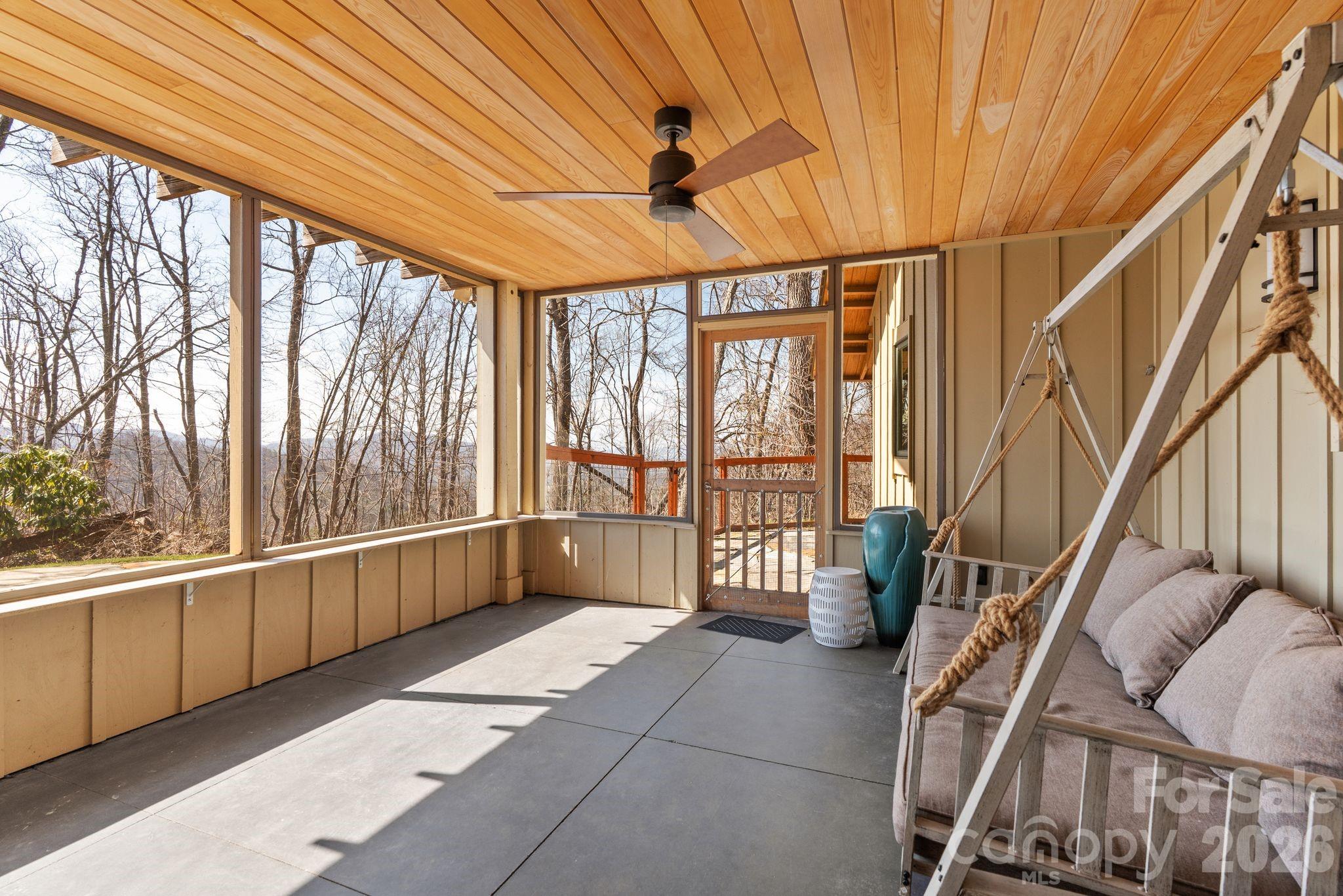588 Long Branch Road Swannanoa NC 28778