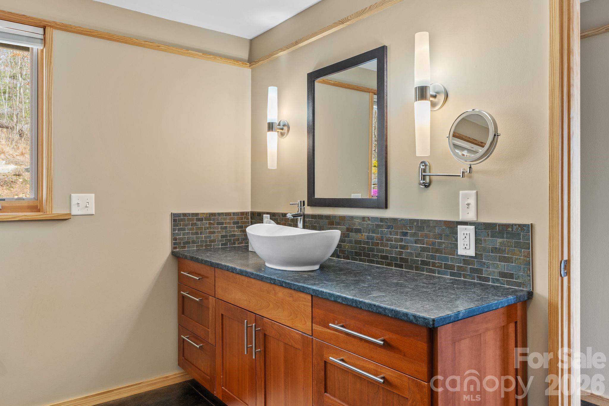 588 Long Branch Road Swannanoa NC 28778
