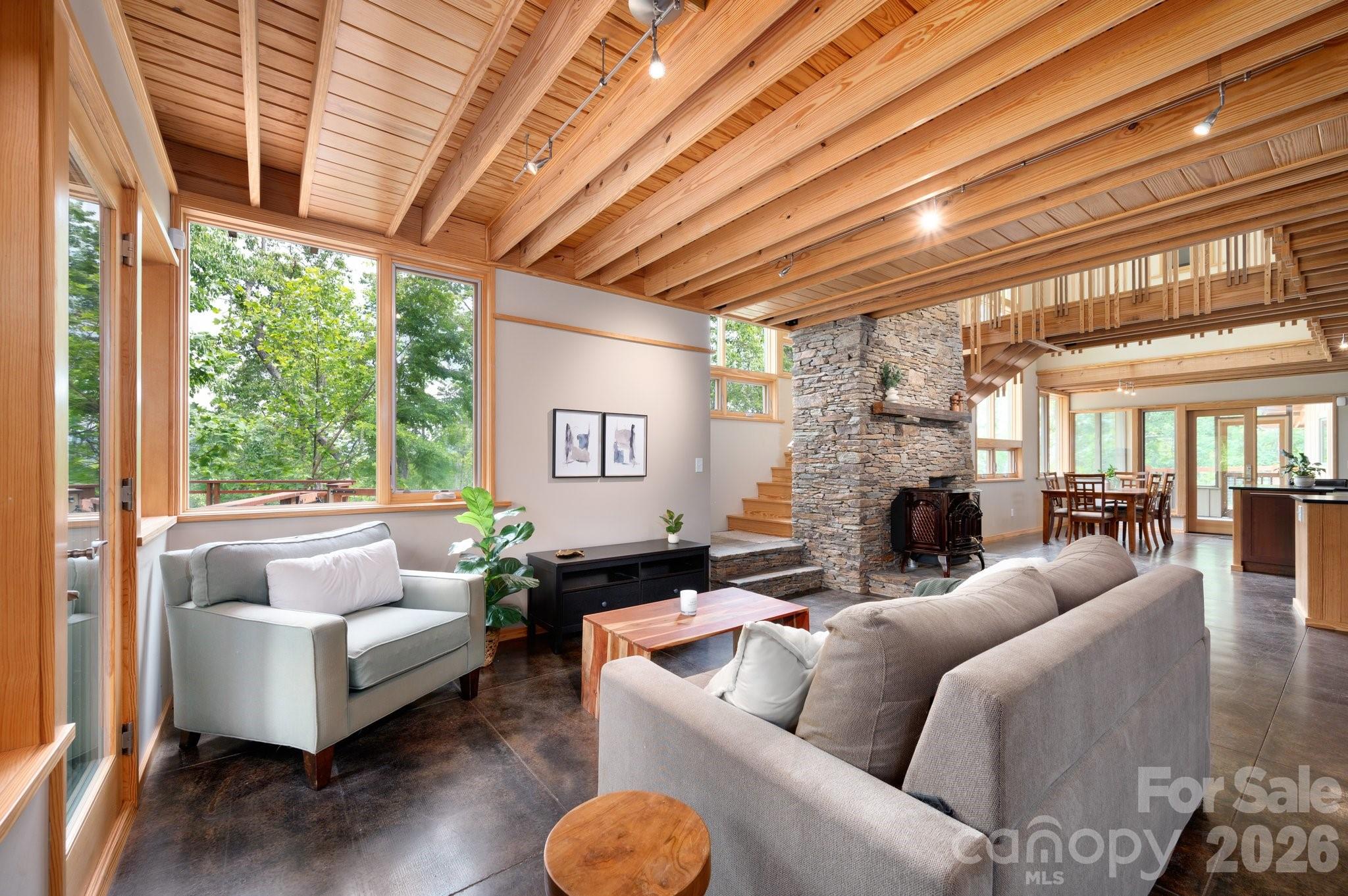 588 Long Branch Road Swannanoa NC 28778