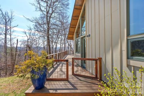588 Long Branch Road Swannanoa NC 28778