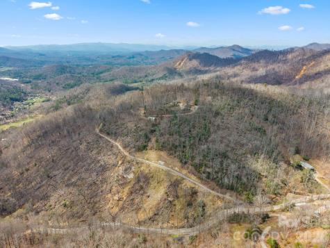 588 Long Branch Road Swannanoa NC 28778