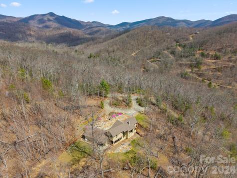 588 Long Branch Road Swannanoa NC 28778