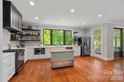 1420 Roundstone Road Sherrills Ford NC 28673