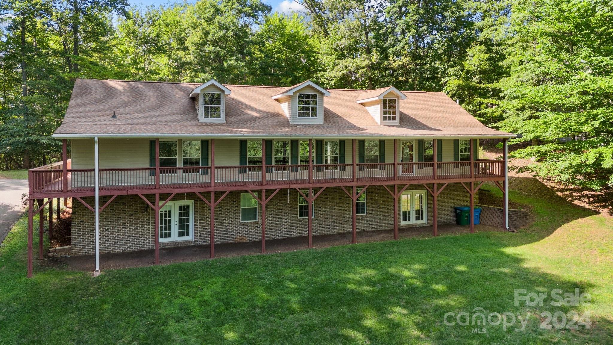 96 Windy Park Way Candler NC 28715