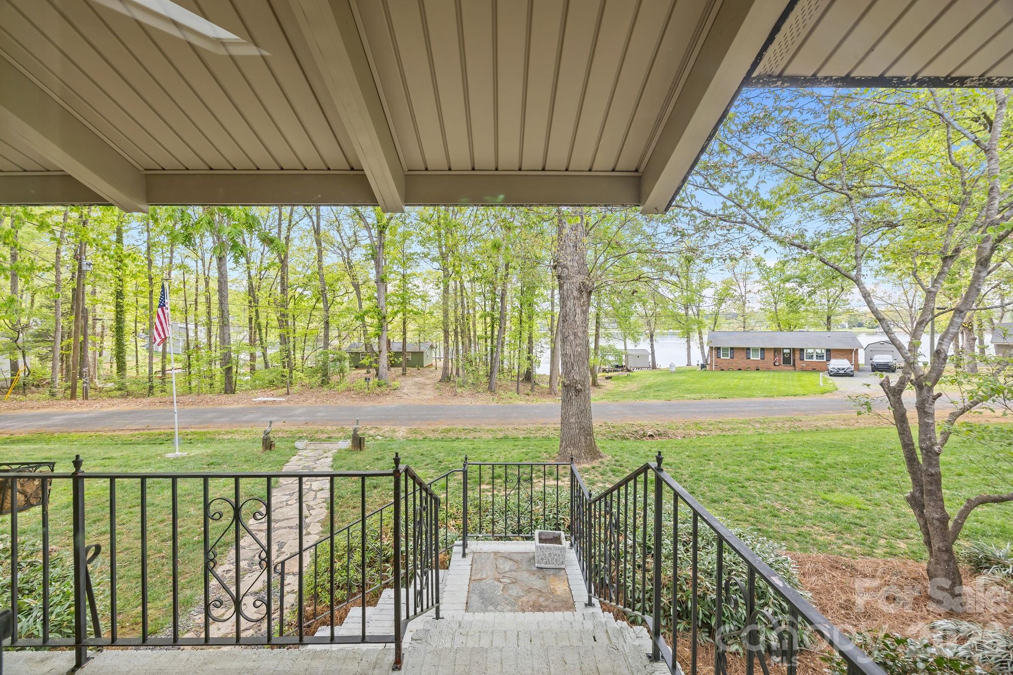 10708 Willow Oak Road Norwood NC 28128