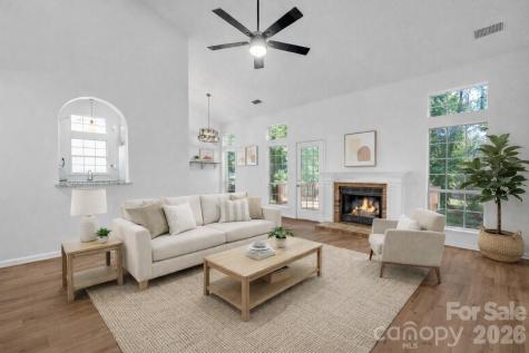 8327 Houndstooth Drive Charlotte NC 28227
