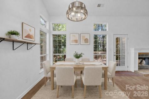 8327 Houndstooth Drive Charlotte NC 28227