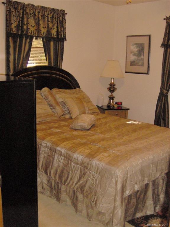 267 Leisure Lane Burnsville NC 28714