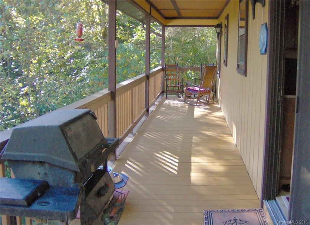 267 Leisure Lane Burnsville NC 28714