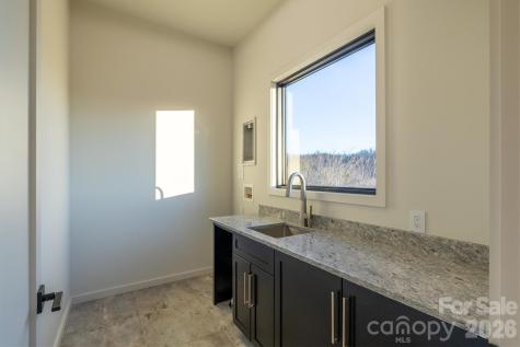 463 Summit Trail Nebo NC 28761