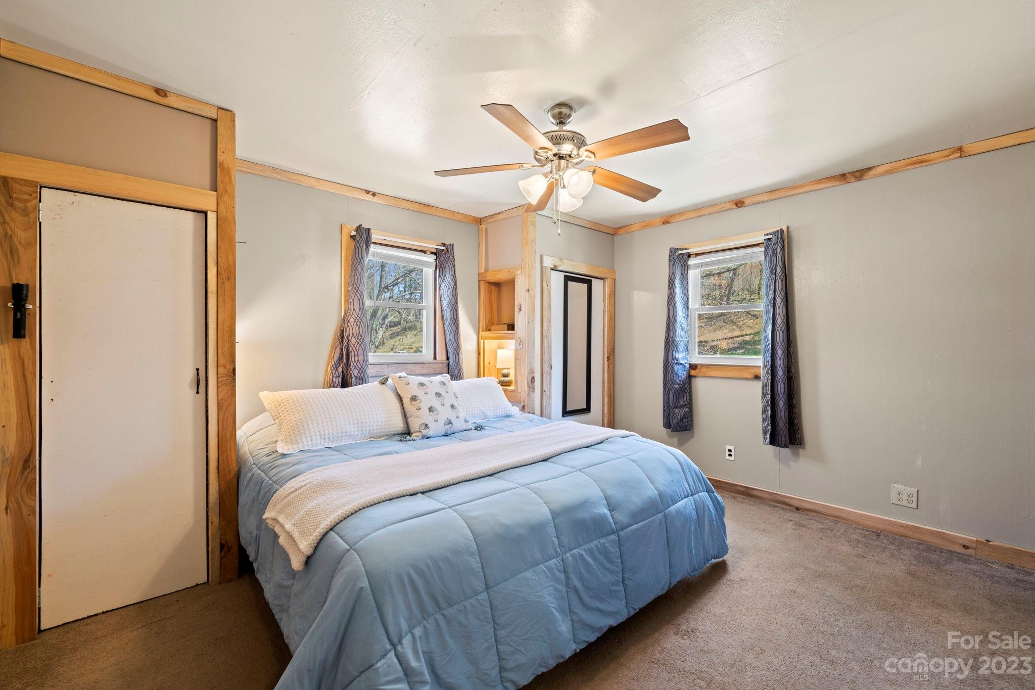 201 Duckett Cove Road Waynesville NC 28786