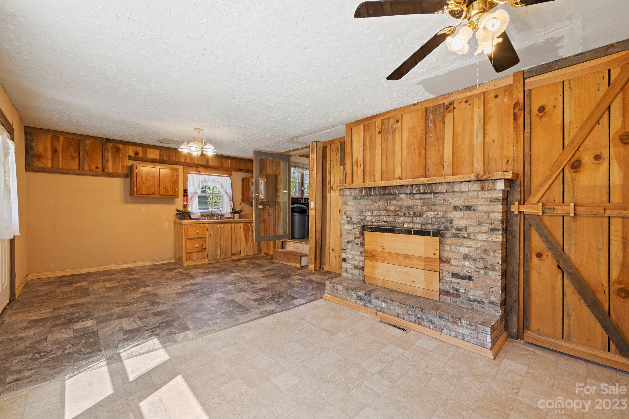 201 Duckett Cove Road Waynesville NC 28786