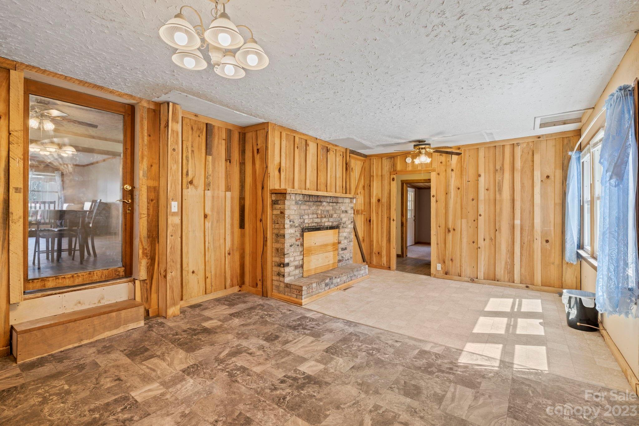 201 Duckett Cove Road Waynesville NC 28786