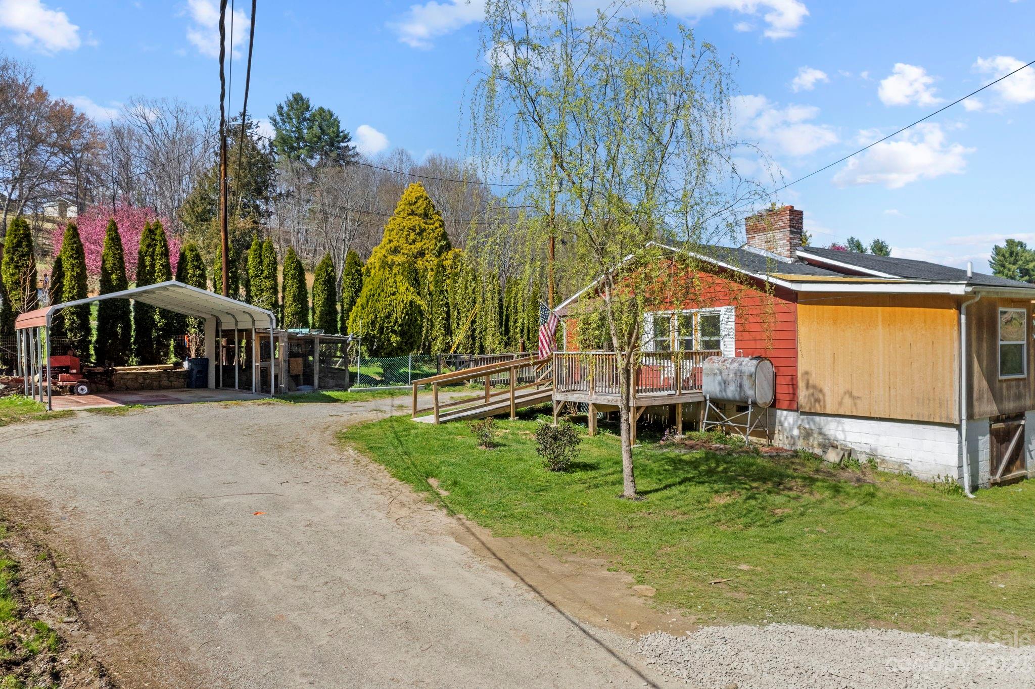 201 Duckett Cove Road Waynesville NC 28786