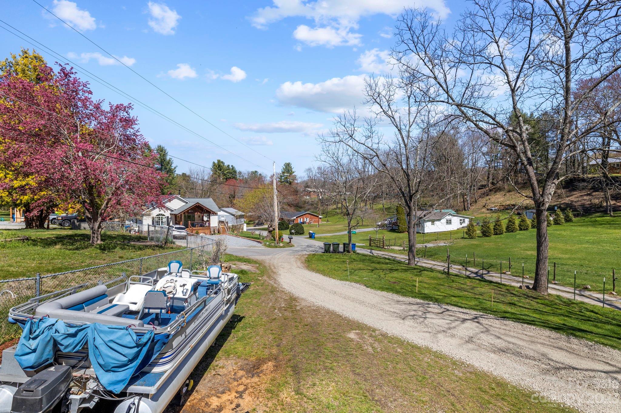201 Duckett Cove Road Waynesville NC 28786