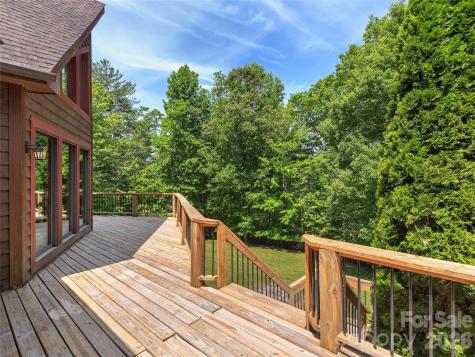 40 Deer Ridge Road Mills River NC 28759