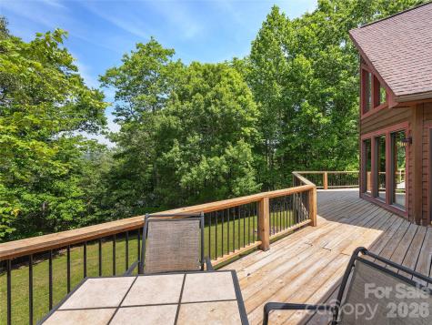 40 Deer Ridge Road Mills River NC 28759