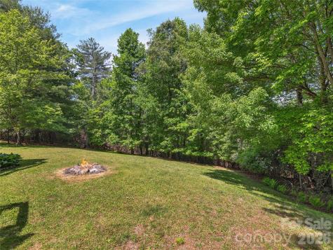 40 Deer Ridge Road Mills River NC 28759