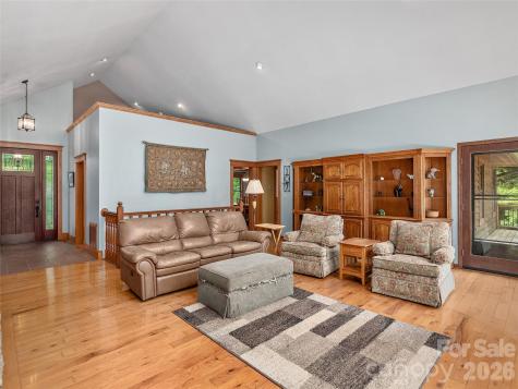 40 Deer Ridge Road Mills River NC 28759