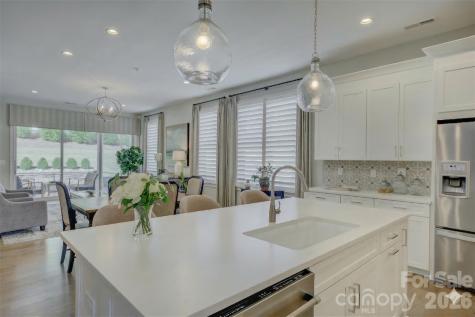 14619 Crosswater Lane Charlotte NC 28278