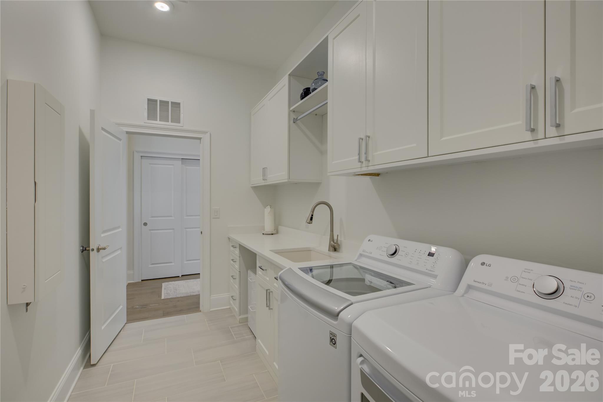 14619 Crosswater Lane Charlotte NC 28278