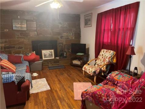 607 Fred Sparks Road Bakersville NC 28705
