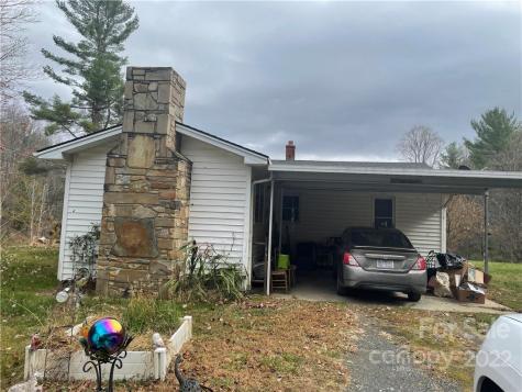607 Fred Sparks Road Bakersville NC 28705