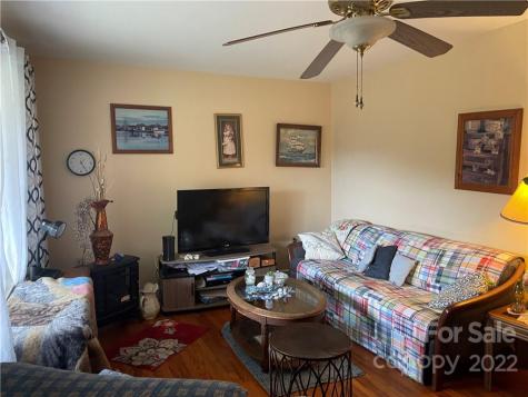 607 Fred Sparks Road Bakersville NC 28705