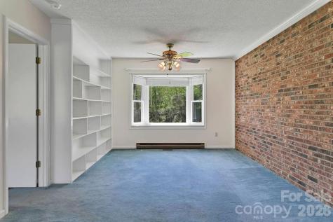 17 Resada Drive Brevard NC 28712