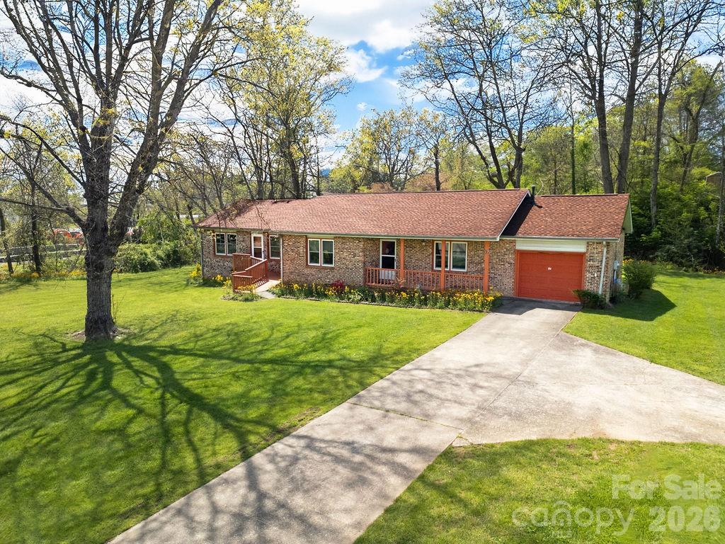 17 Resada Drive Brevard NC 28712