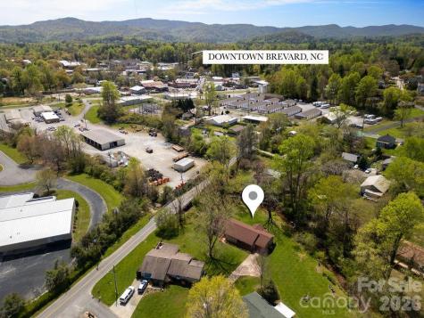 17 Resada Drive Brevard NC 28712