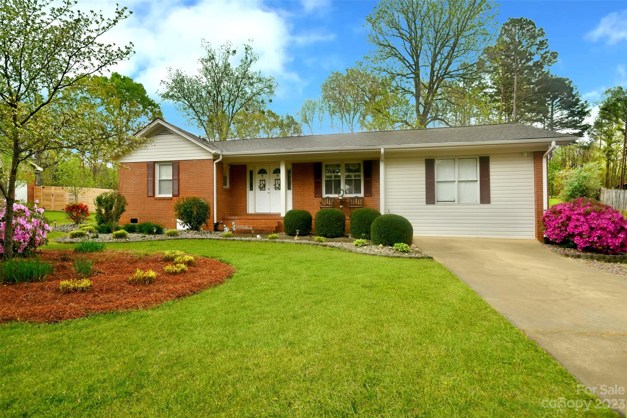 4871 Club View Drive Concord NC 28025