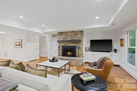 20 Fernridge Court Flat Rock NC 28731