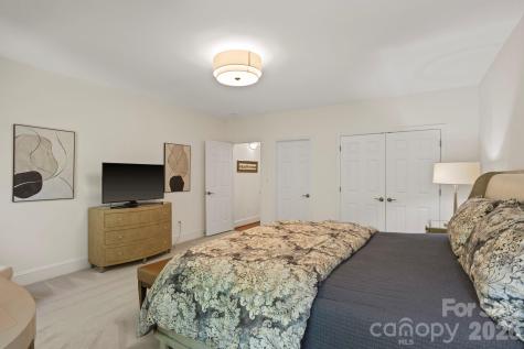 20 Fernridge Court Flat Rock NC 28731