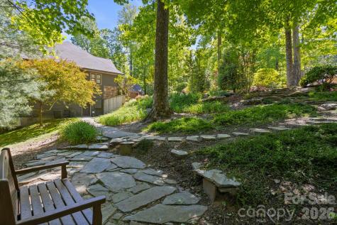 20 Fernridge Court Flat Rock NC 28731