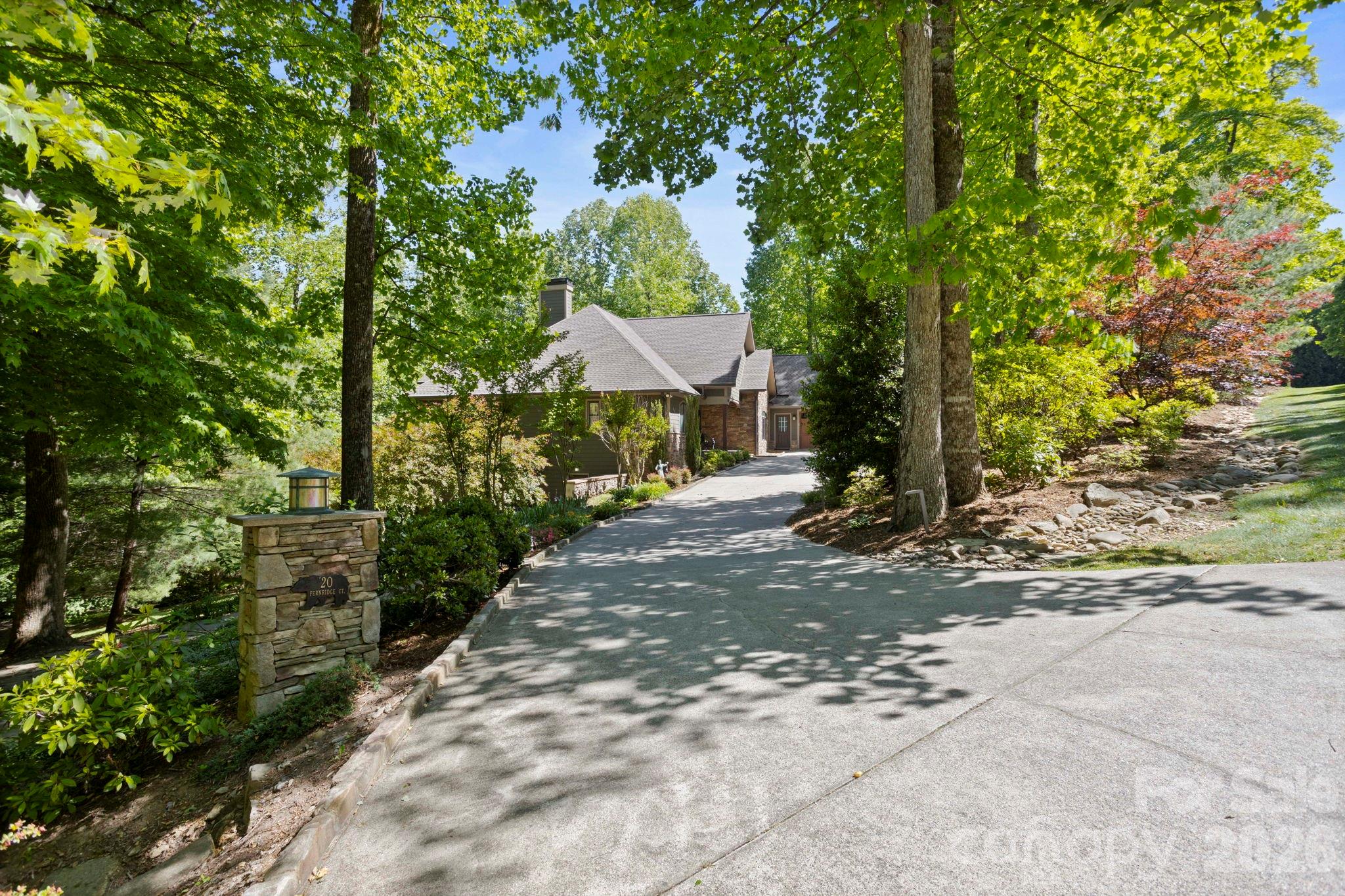 20 Fernridge Court Flat Rock NC 28731