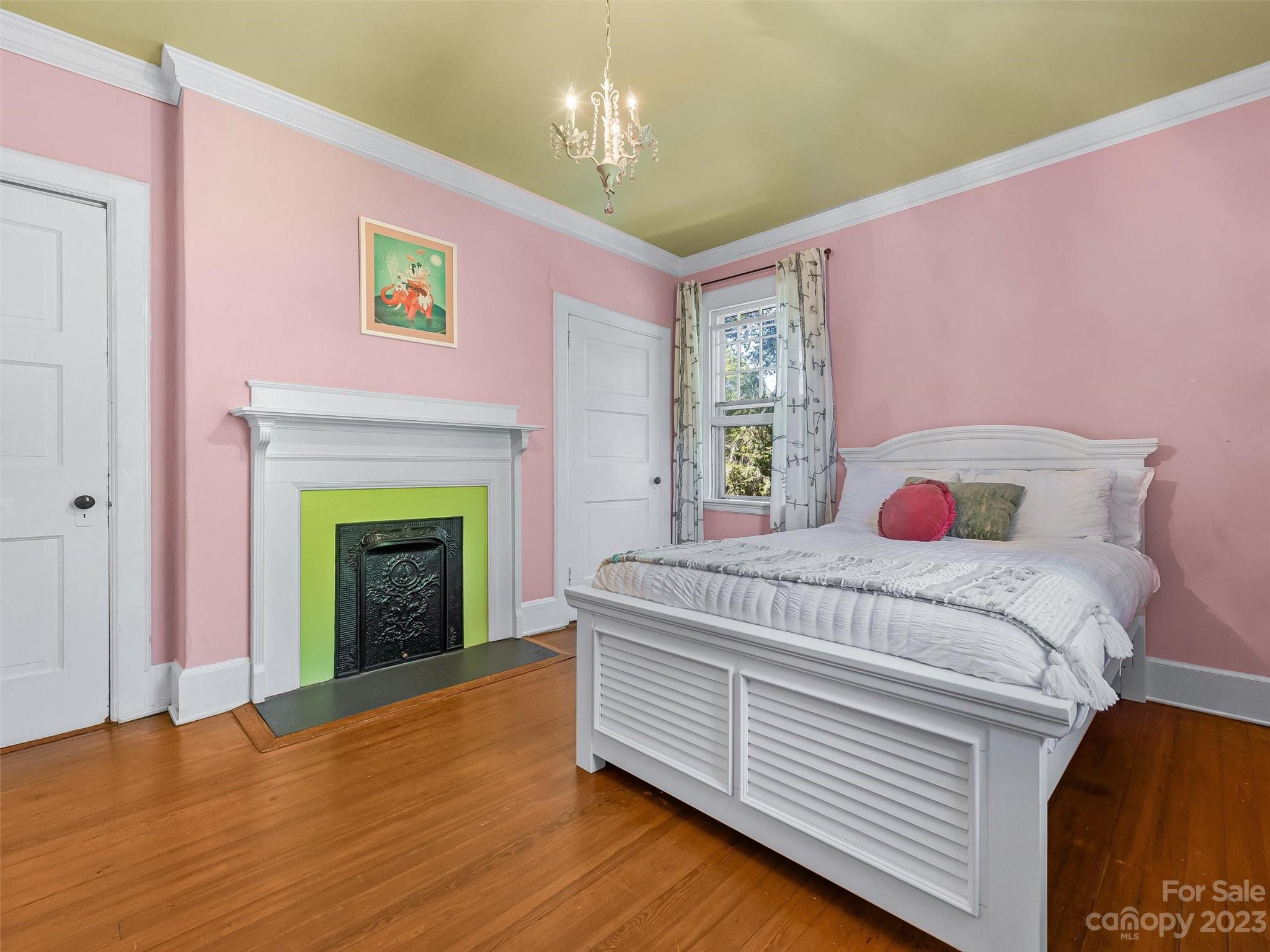 255 Cumberland Avenue Asheville NC 28801