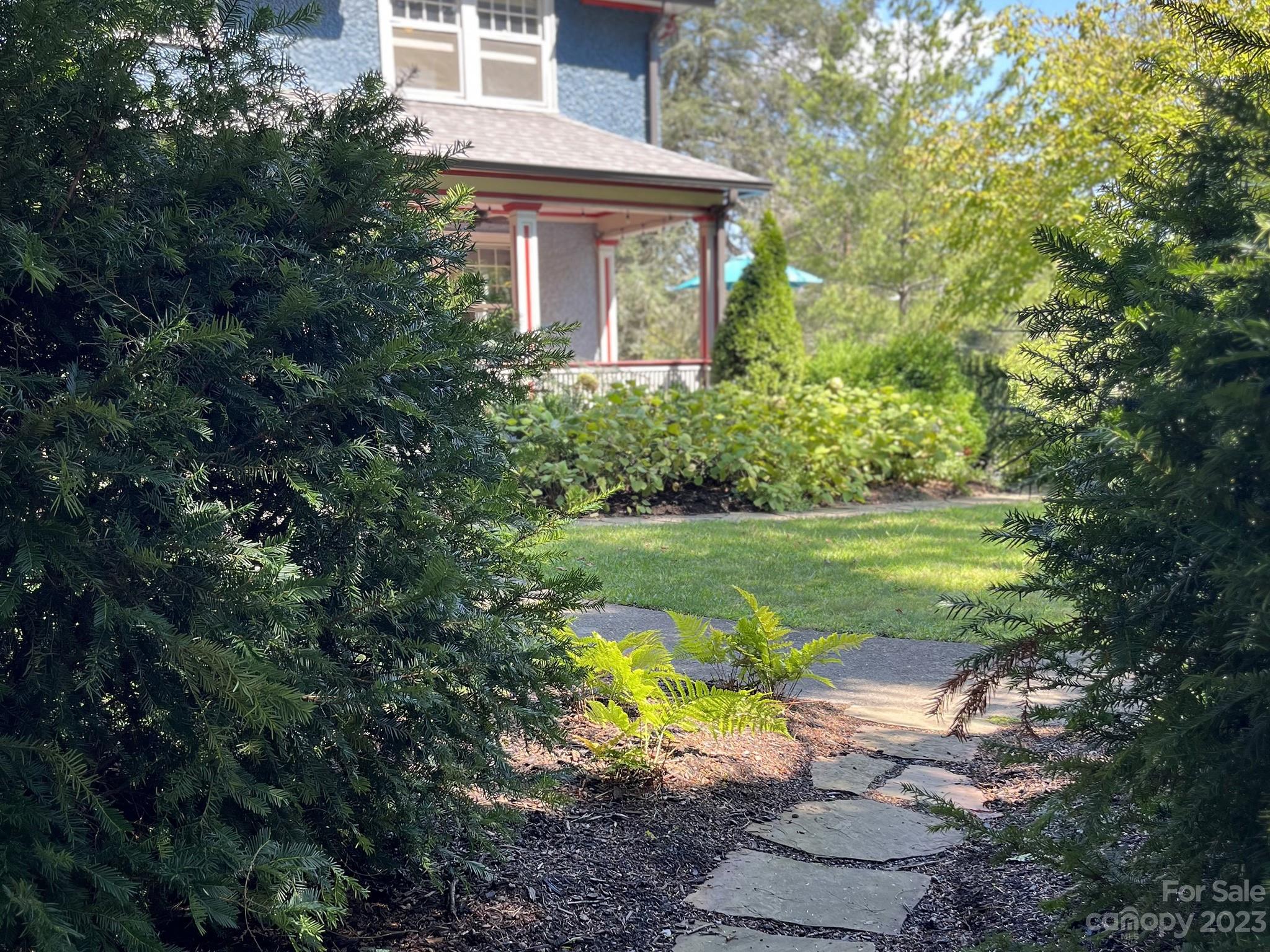 255 Cumberland Avenue Asheville NC 28801