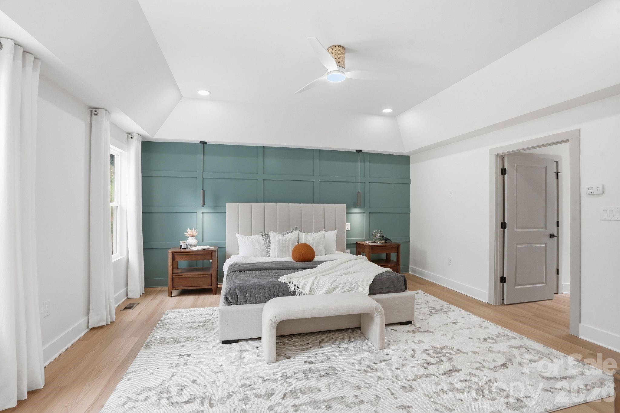 2011 E Barden Road Charlotte NC 28226