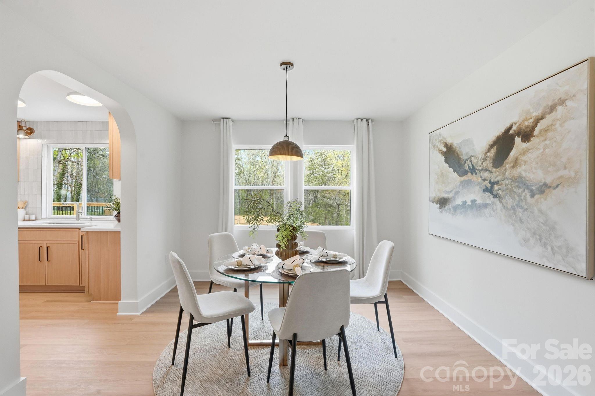 2011 E Barden Road Charlotte NC 28226