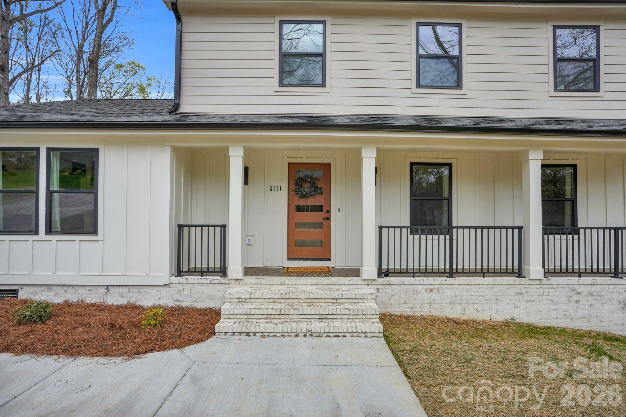 2011 E Barden Road Charlotte NC 28226