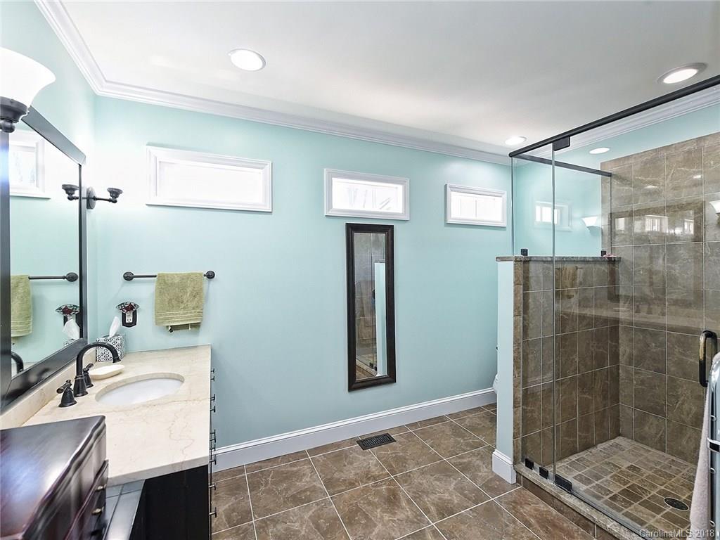 931 Bromley Road Charlotte NC 28207