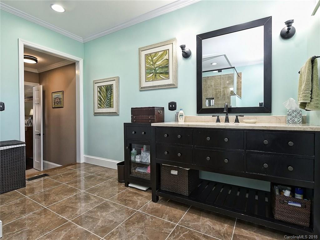 931 Bromley Road Charlotte NC 28207