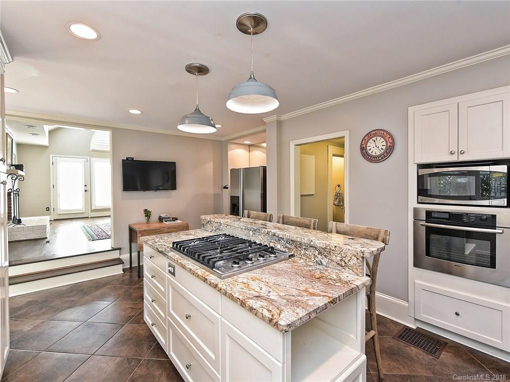 931 Bromley Road Charlotte NC 28207