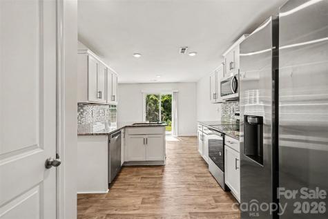 2727 Waybrook Drive Dallas NC 28034
