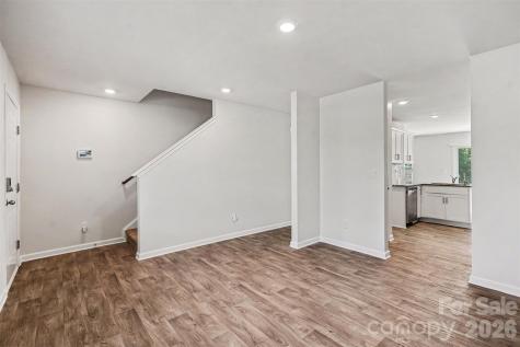 2727 Waybrook Drive Dallas NC 28034