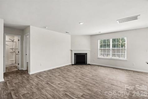 2727 Waybrook Drive Dallas NC 28034