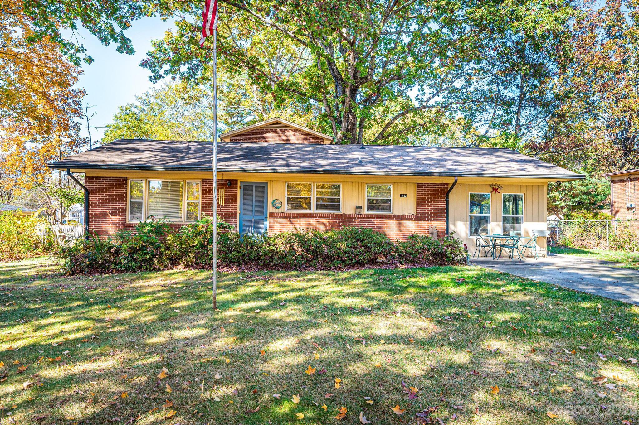 1483 17th Street Drive NE Hickory NC 28601