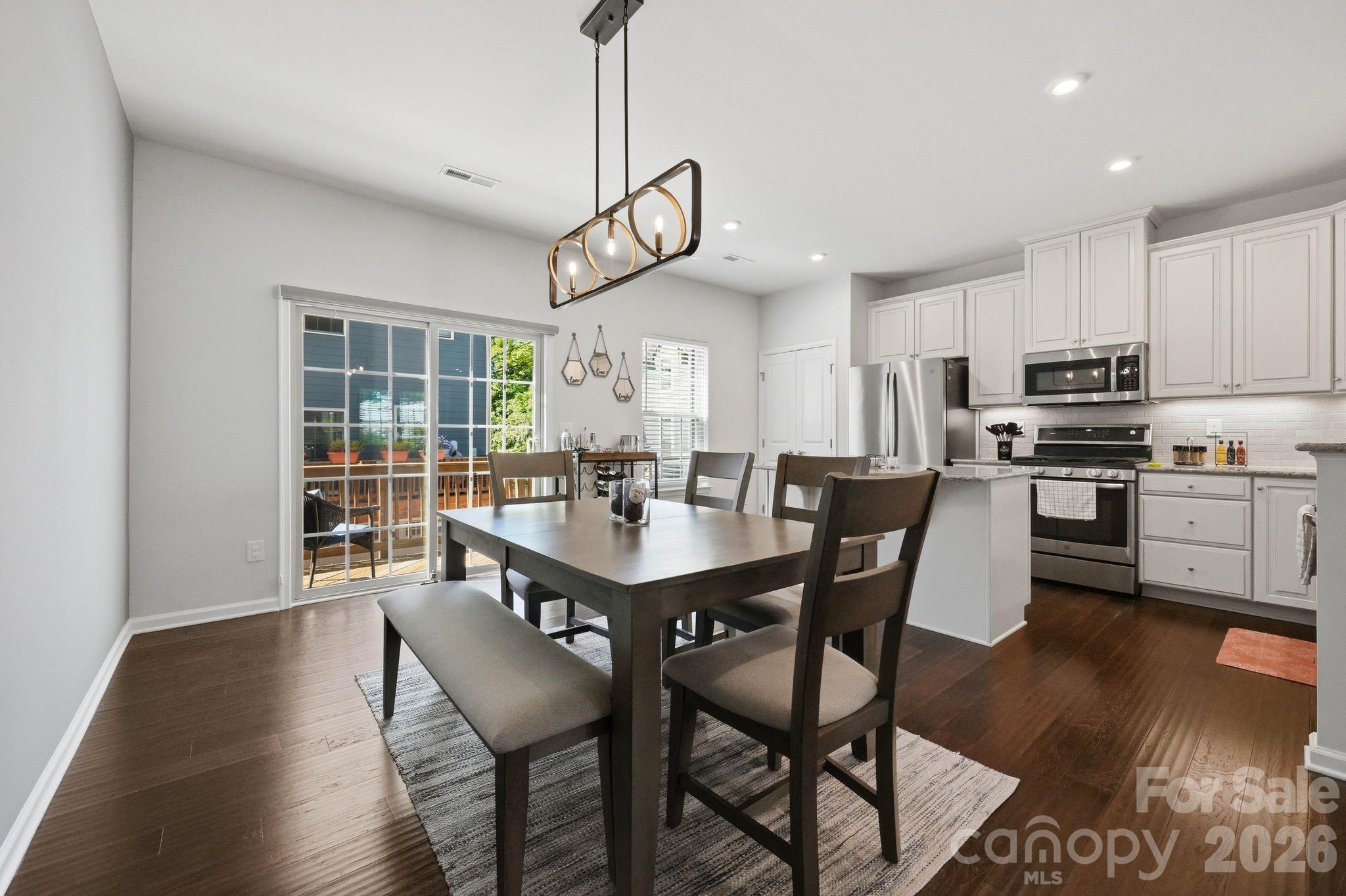 1221 Queen Lyon Court Charlotte NC 28205